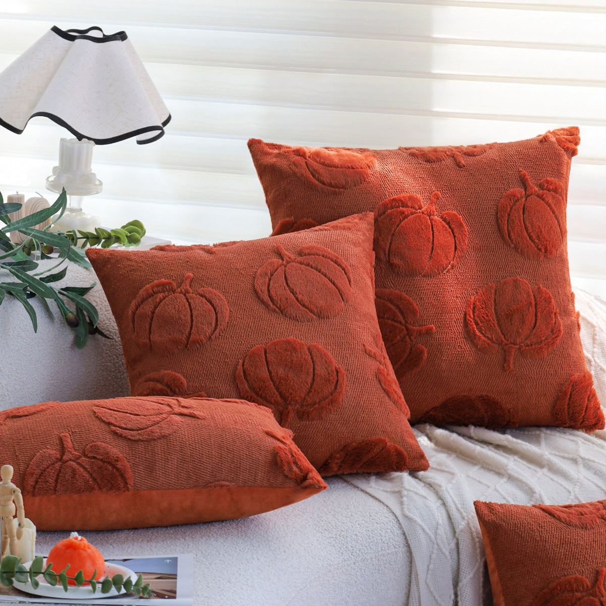 Square decorative pillow cover with 3D pumpkin tufting made of fluffy chenille and concealed zipper Kalsten