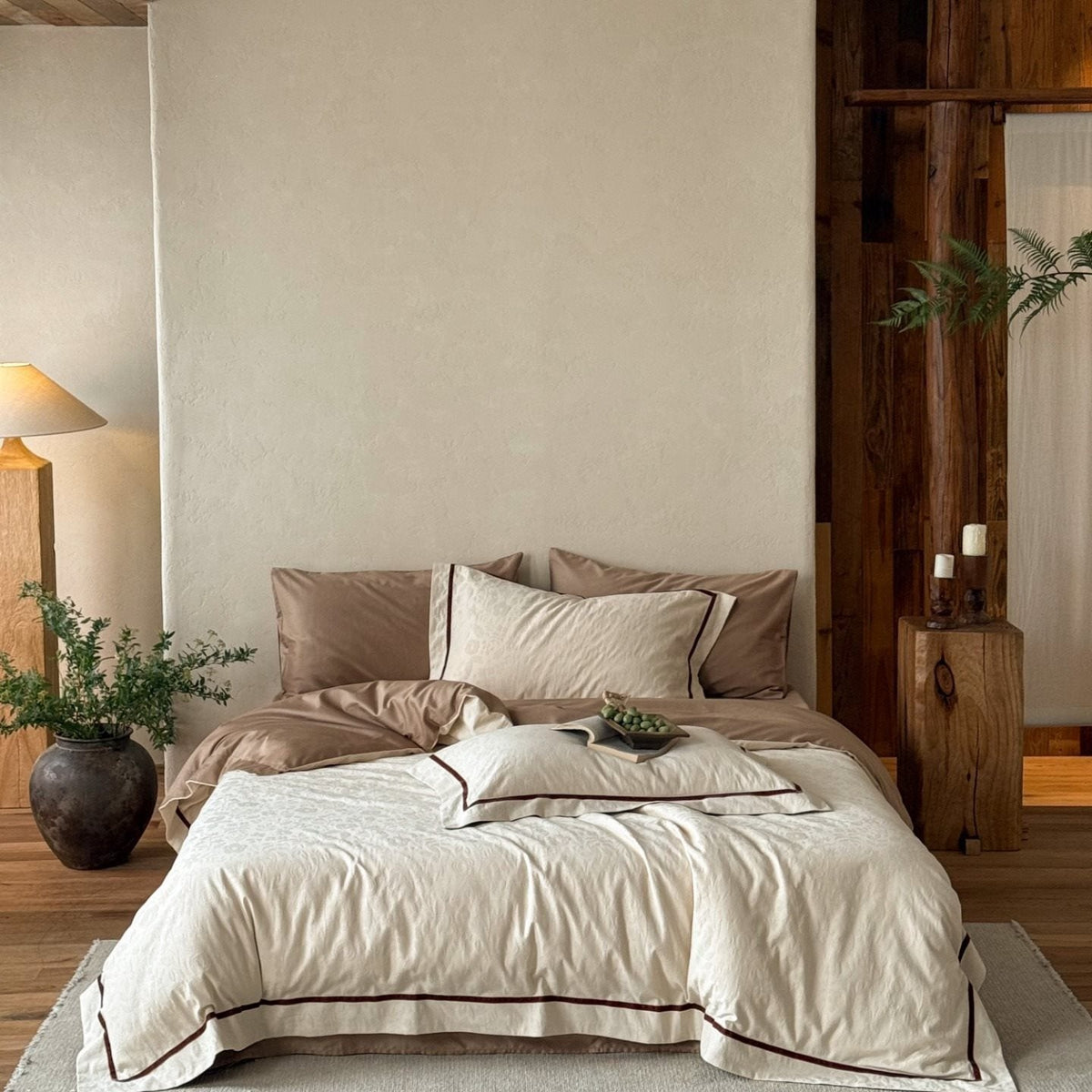 Premium bedding set made of breathable cotton blend with contrasting piping