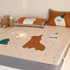 Children's bedding set with monster truck print made of breathable cotton blend