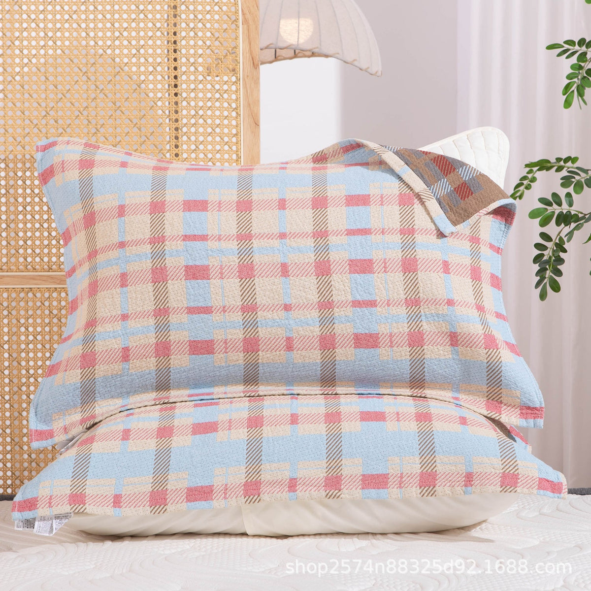 Women's pillowcase with delicate floral motif Kalsten