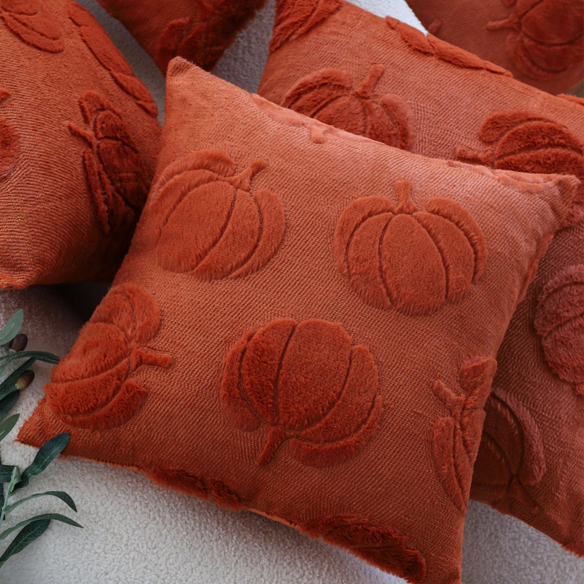 Square decorative pillow cover with 3D pumpkin tufting made of fluffy chenille and concealed zipper Kalsten