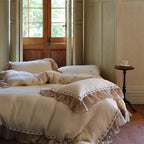 Bedding set in muslin quality with ruffle and crochet border