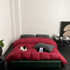 Voluminous all-season quilt with thermofilling