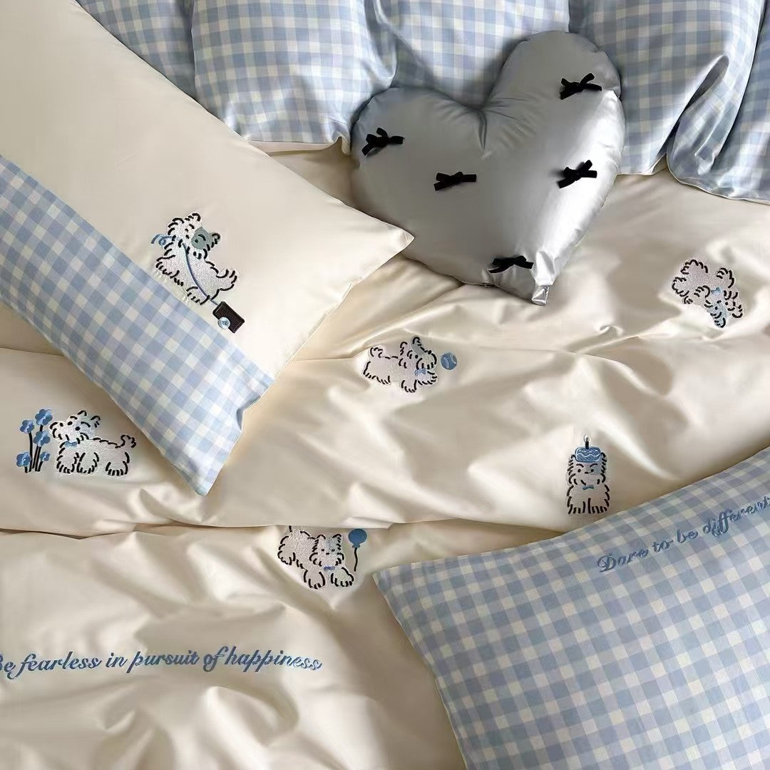 Playful bedding set with dessert illustration print
