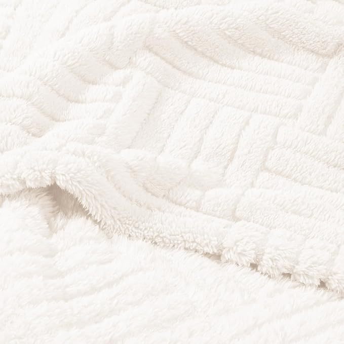 Textured Fleece Throw Blanket