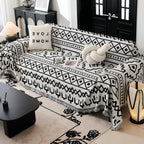 Elegant Geometric Pattern Throw Blanket