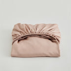 Fitted sheet made of fine cotton satin with extra high skirt and elastic all-around rubber Kalsten