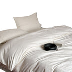 Bedding set made of cotton satin with bamboo jacquard and contrasting piping