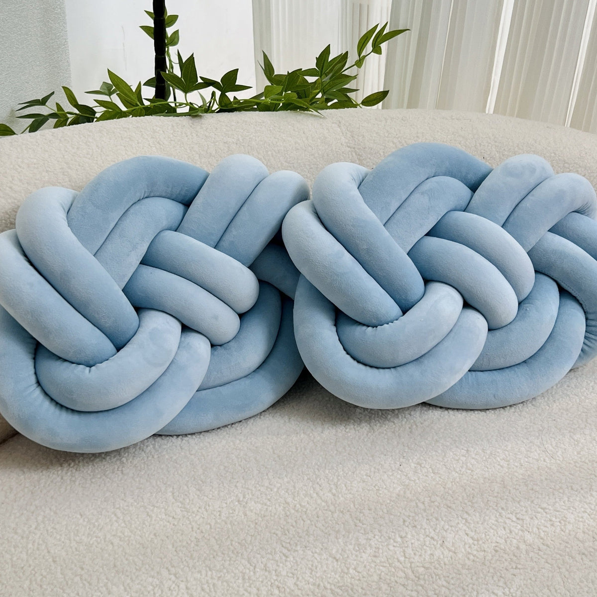 BowLift | Luxury Decorative Pillow Set for Home